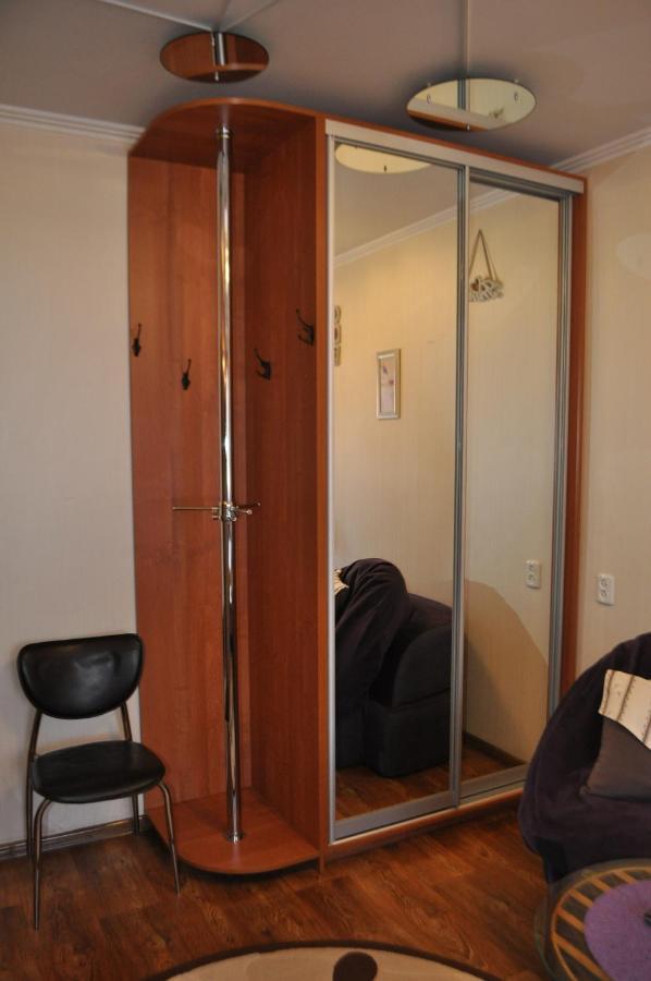 קרמנצ'וג Cozy Apartments Near The Mcdonalds מראה חיצוני תמונה
